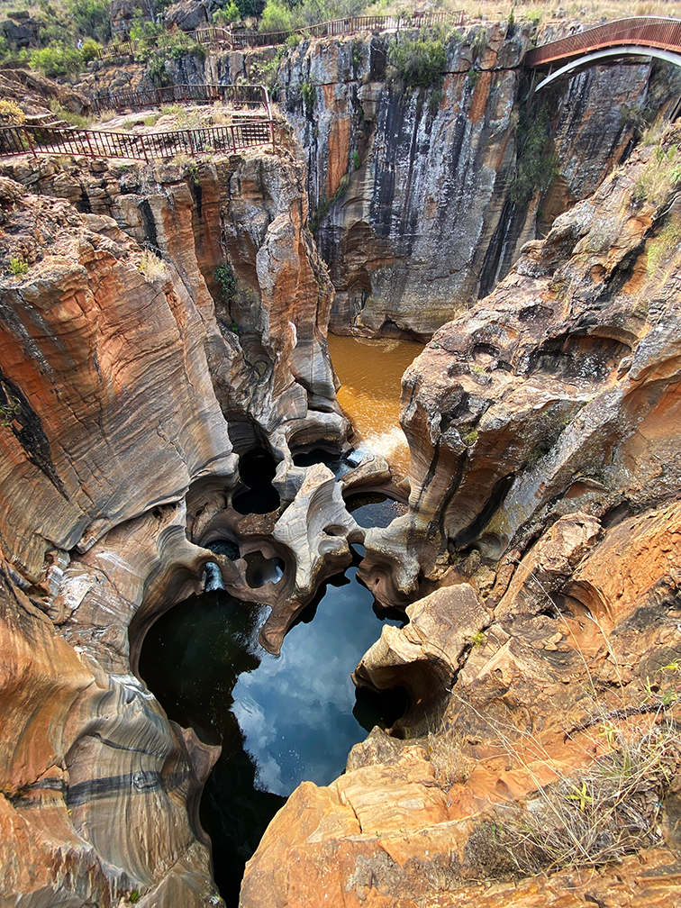 Bourke's Luck potholes day trip